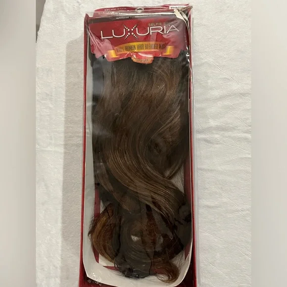 New Selfie Star Luxuria 100 %Human Hair Blended wig🍁🍁 - Picture 5 of 10